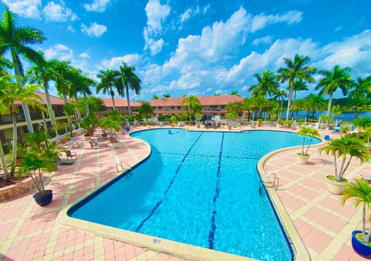 Royal Inn Hotel Royal Palm Beach Eksteriør billede