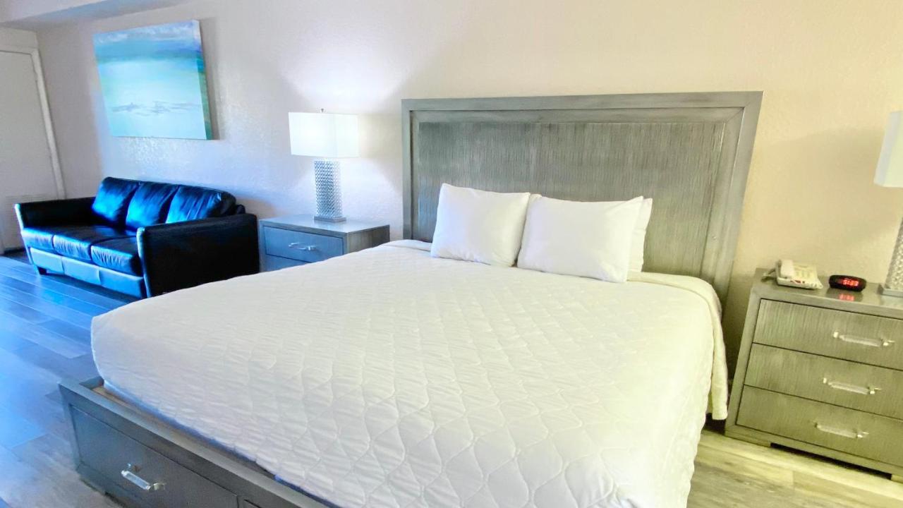 Royal Inn Hotel Royal Palm Beach Eksteriør billede