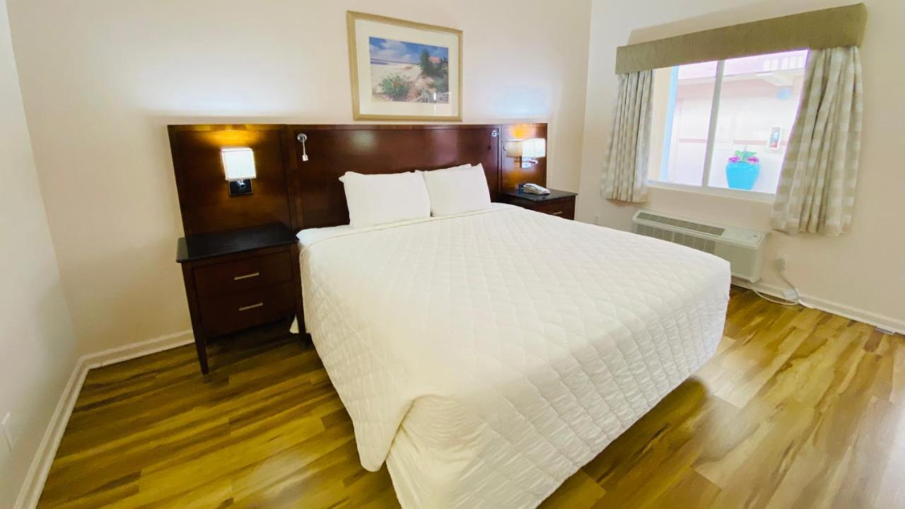 Royal Inn Hotel Royal Palm Beach Eksteriør billede