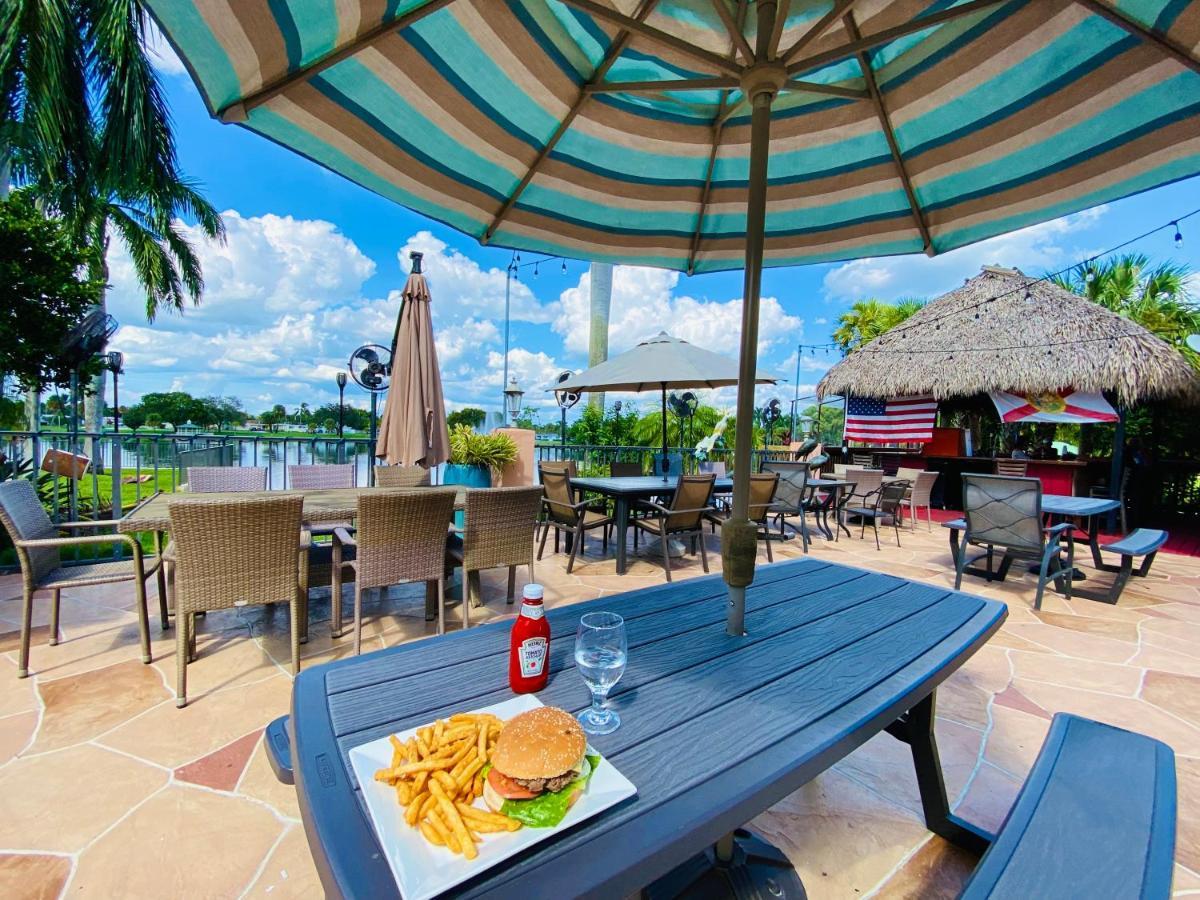 Royal Inn Hotel Royal Palm Beach Eksteriør billede