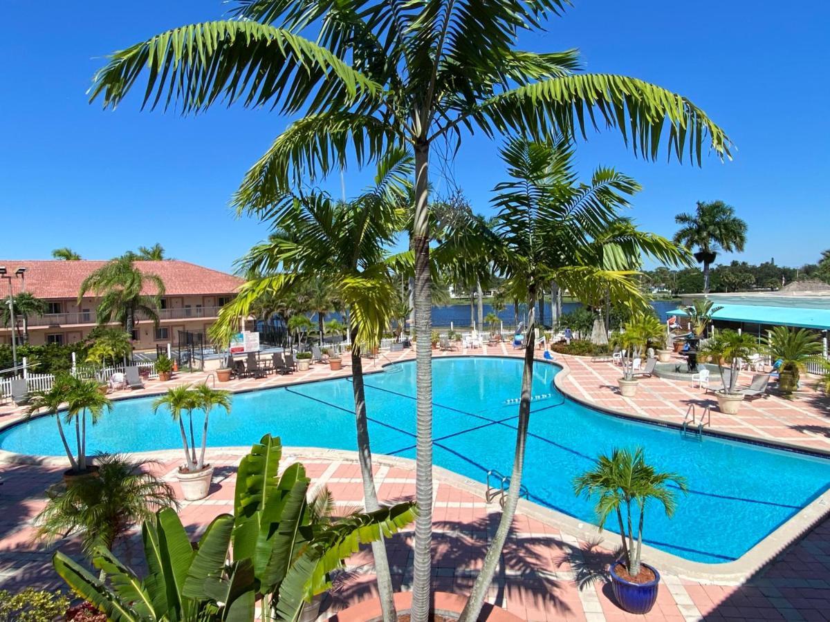 Royal Inn Hotel Royal Palm Beach Eksteriør billede